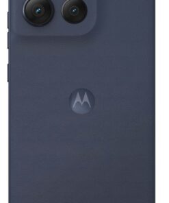 Tummansininen Motorola G86 Power -älypuhelin, jossa on kolme kameraa ja LED-salama takapuolella.